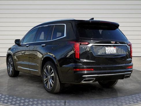 Used 2020 Cadillac XT6 Premium Luxury FWD image 5