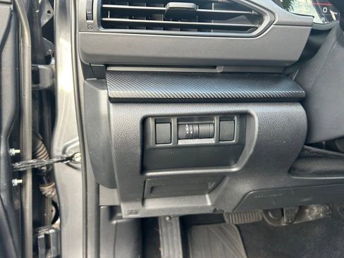 Used 2024 Subaru Crosstrek 2.0i Premium w/ Popular Package #4 image 21