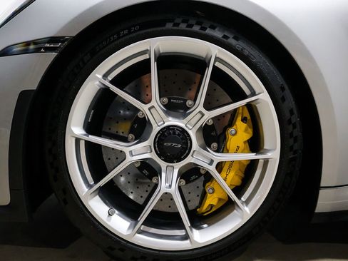 Used 2022 Porsche 911 GT3 RWD image 21