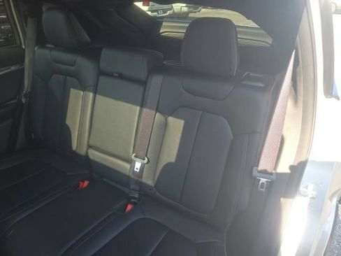 Used 2024 Jeep Wagoneer Launch Edition AWD/4WD image 17