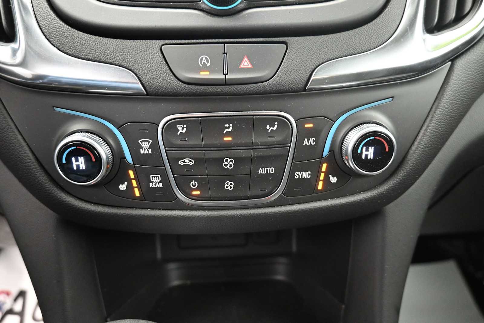 Used 2024 Chevrolet Equinox LT AWD/4WD image 9