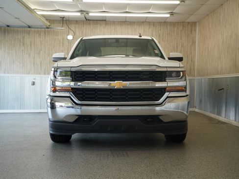 Used 2019 Chevrolet Silverado 1500 LT AWD/4WD image 2