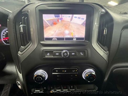 Used 2022 GMC Sierra 1500 Pro w/ Pro Value Package image 25