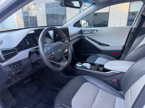 Used 2020 Hyundai Ioniq Limited FWD image 8