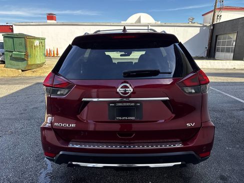 Used 2019 Nissan Rogue SV image 8