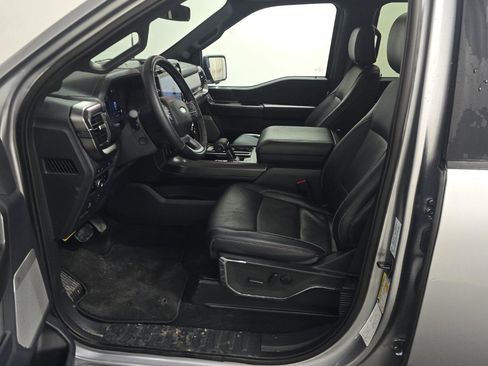 Used 2024 Ford F150 Lariat image 9