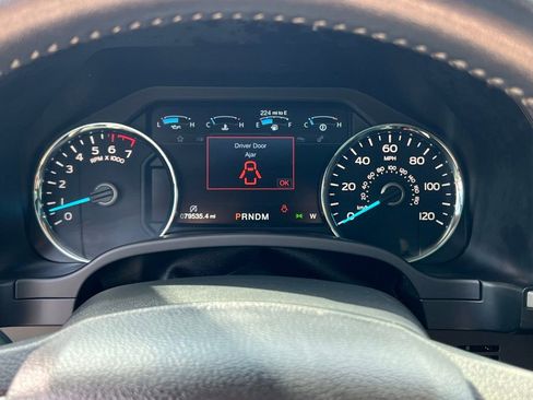 Used 2018 Ford F150 Lariat image 24