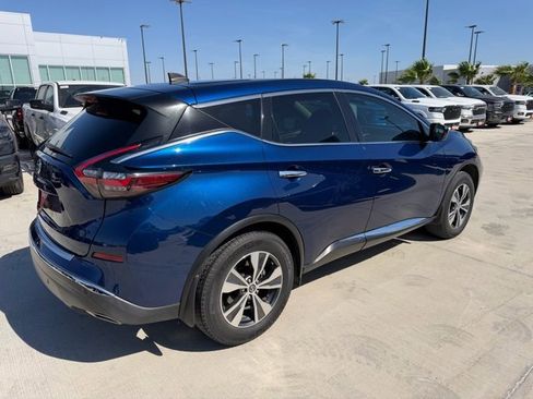 Used 2022 Nissan Murano S image 7