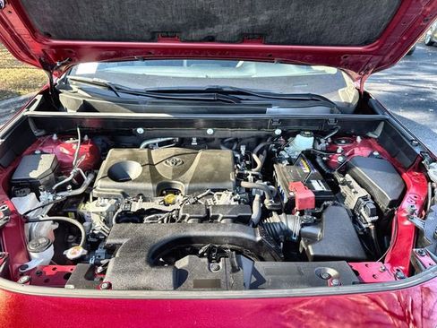 Used 2020 Toyota RAV4 XLE image 34