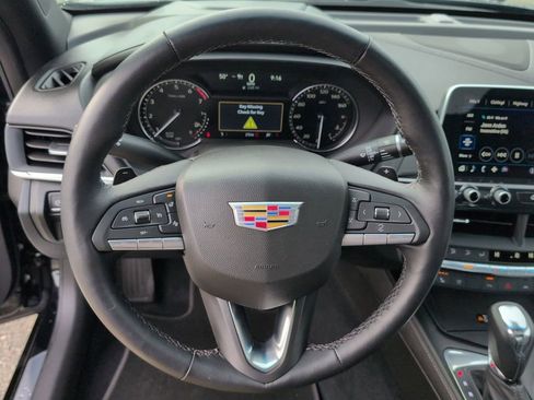 Used 2025 Cadillac CT4 Premium Luxury image 9