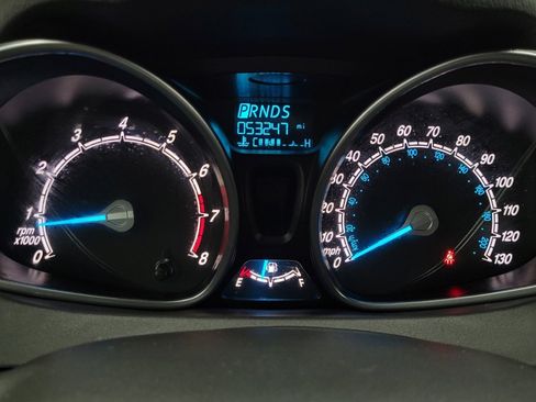 Used 2015 Ford Fiesta SE image 23