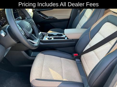 Used 2026 Chevrolet Equinox ACTIV w/ Convenience Package III AWD/4WD image 5