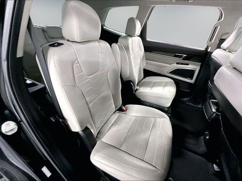 Used 2022 Kia Telluride SX w/ SX Prestige Package AWD/4WD image 23