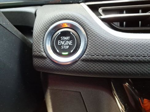 Used 2024 Chevrolet TrailBlazer LT w/ LT Cold Weather Package FWD image 30
