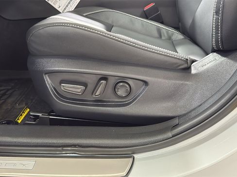 New 2026 Toyota Camry SE image 14