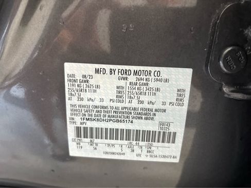 Certified 2023 Ford Explorer XLT w/ Equipment Group 202A AWD/4WD image 28