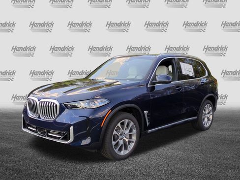 Used 2026 BMW X5 xDrive40i AWD/4WD image 5