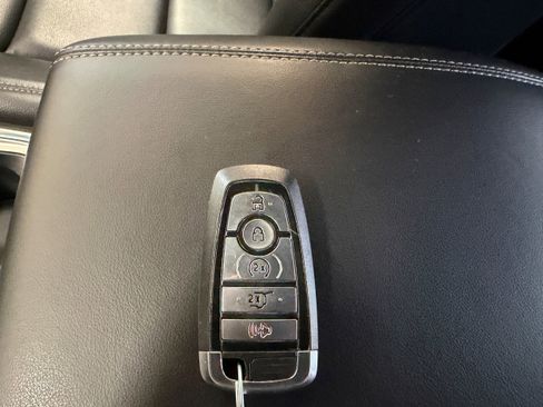 Certified 2020 Ford Explorer XLT w/ Equipment Group 202A image 39