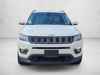 Used 2018 Jeep Compass Latitude FWD video 2