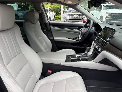 Used 2019 Honda Accord EX-L image 28