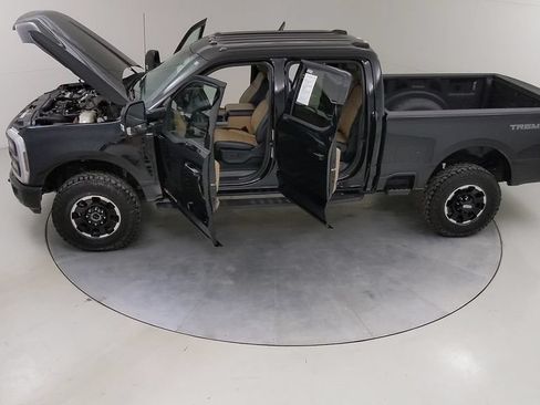 Certified 2026 Ford F350 Lariat w/ Tremor Off-Road Package AWD/4WD image 57