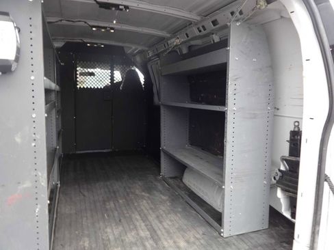 Used 2021 Chevrolet Express 2500 w/ Driver Convenience Package image 9