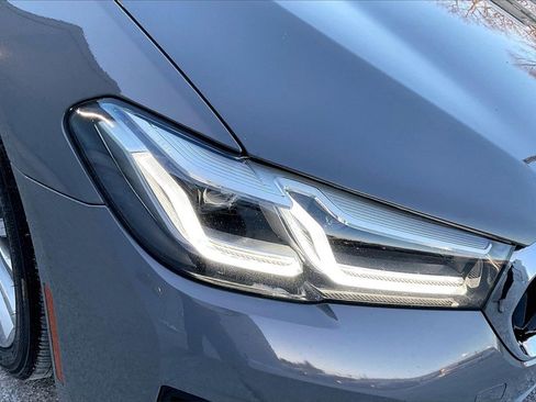 Used 2021 BMW 530i xDrive w/ Convenience Package image 32