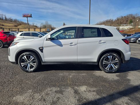 New 2026 Mitsubishi Outlander Sport LE image 7