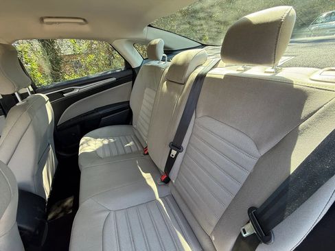 Used 2019 Ford Fusion S image 35