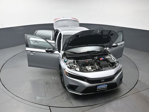 Used 2023 Honda Civic Sport image 46