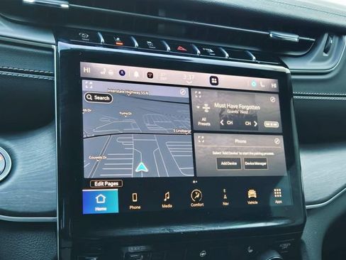 Used 2024 Jeep Grand Cherokee Limited w/ Black Appearance Package image 20