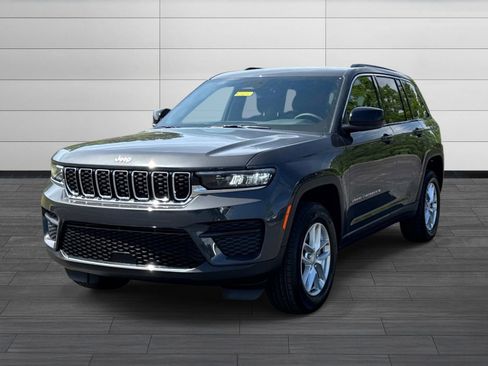 New 2026 Jeep Grand Cherokee Laredo X AWD/4WD image 8