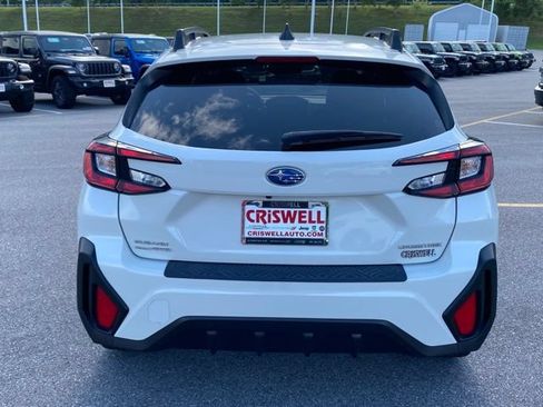 Used 2024 Subaru Crosstrek 2.0i Premium AWD/4WD image 4