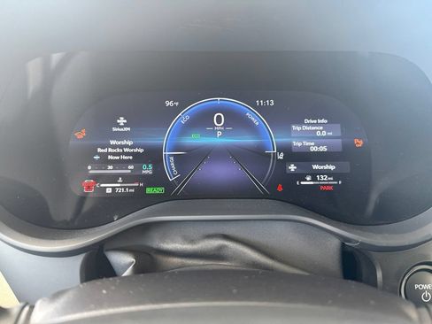 Used 2026 Toyota Sienna Limited FWD image 23