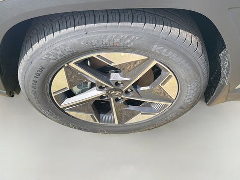 New 2026 Hyundai Tucson SEL FWD image 23