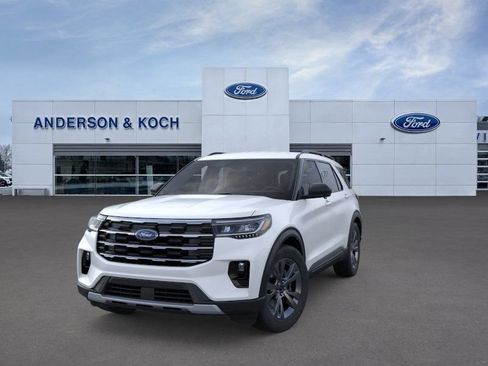 Used 2026 Ford Explorer Active w/ Active Comfort Package AWD/4WD image 2