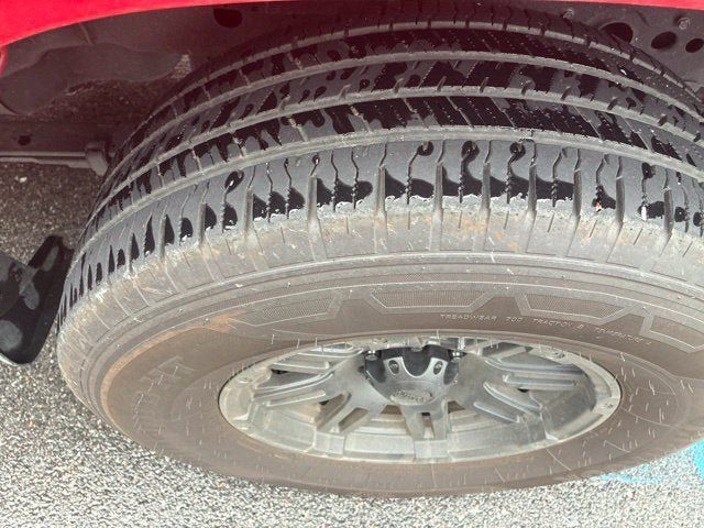 Used 2025 Nissan Frontier S RWD image 21
