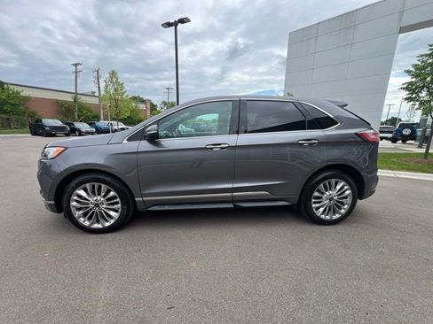 Used 2021 Ford Edge Titanium w/ Equipment Group 301A AWD/4WD image 8