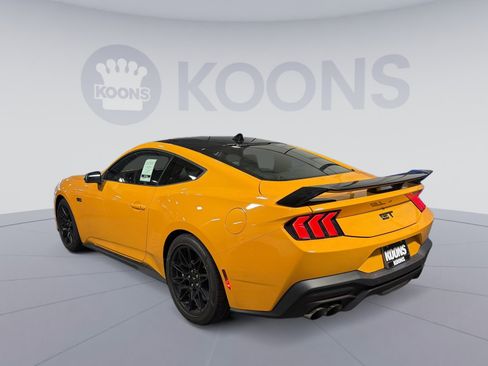 New 2026 Ford Mustang GT Premium w/ GT Performance Package image 4