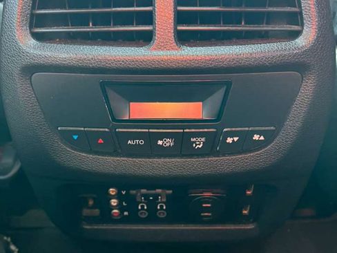 Used 2018 Honda Pilot Touring image 30