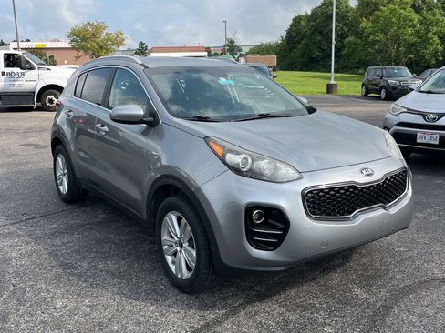 Used 2019 Kia Sportage LX w/ LX Popular Package AWD/4WD image 2