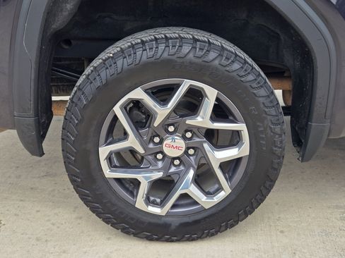 Certified 2022 GMC Sierra 1500 SLT AWD/4WD image 27