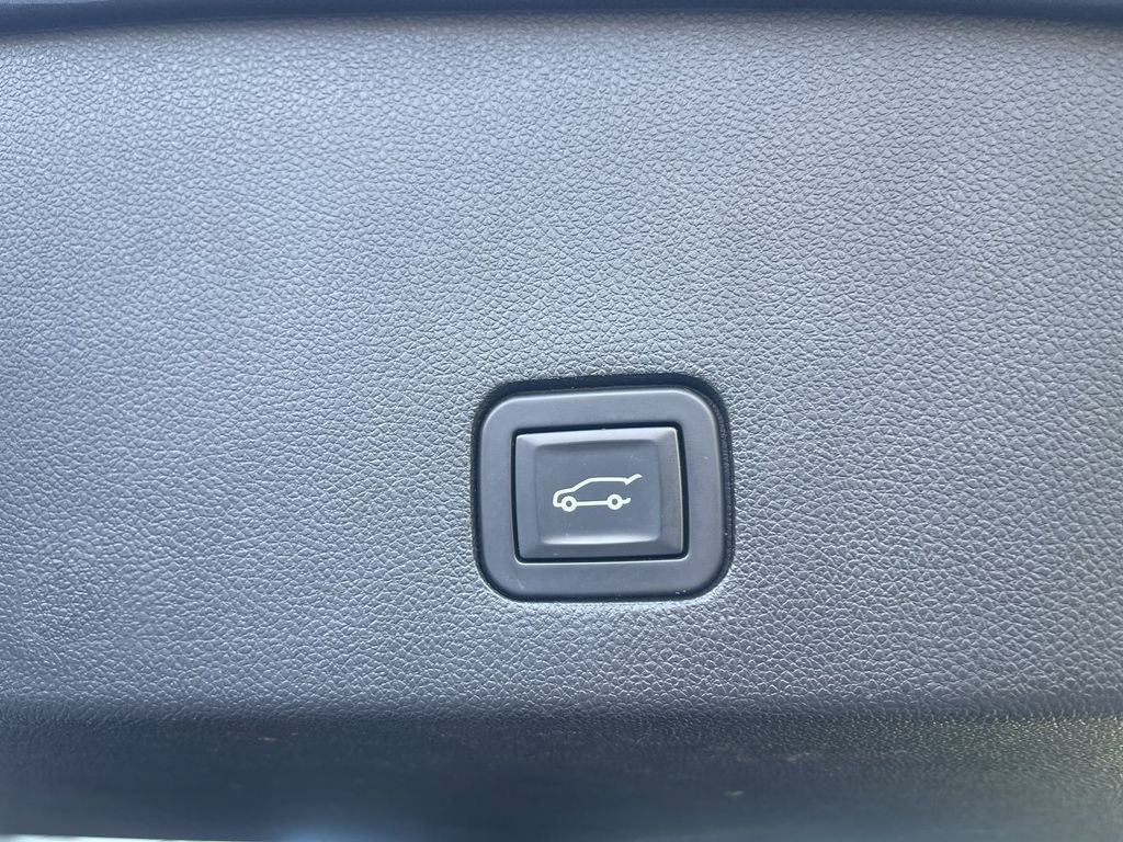 Used 2020 Cadillac XT6 Sport AWD/4WD image 8