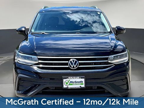 Used 2023 Volkswagen Tiguan SE AWD/4WD image 2