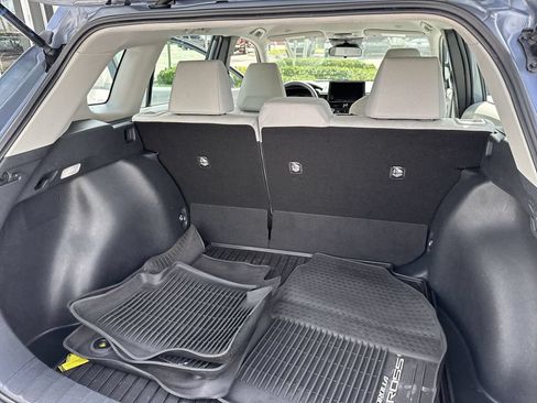 Used 2023 Toyota Corolla Cross L FWD image 56