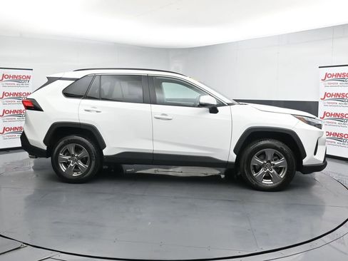 Used 2024 Toyota RAV4 XLE FWD image 9
