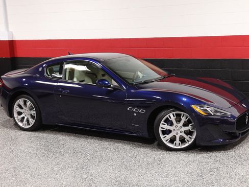 Used 2014 Maserati GranTurismo Sport RWD image 2