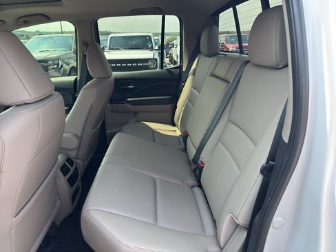 Used 2023 Honda Ridgeline RTL-E image 9