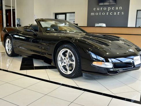 Used 2003 Chevrolet Corvette Convertible w/ Preferred Equipment Group1 RWD image 7