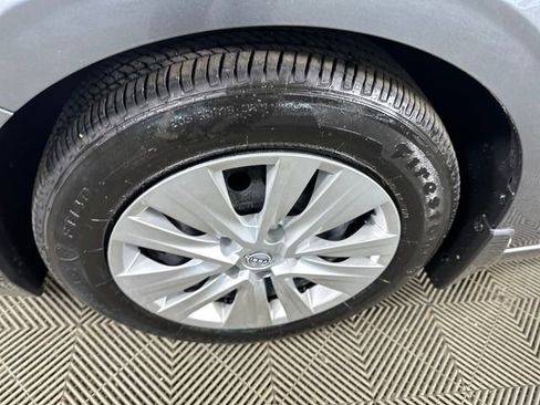 Used 2025 Nissan Sentra S image 10